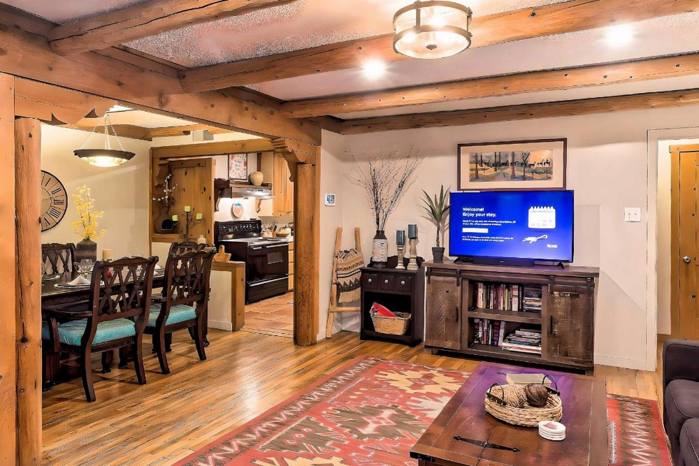 Fam-Friendly Clovis Hideaway with Yard and Pergola